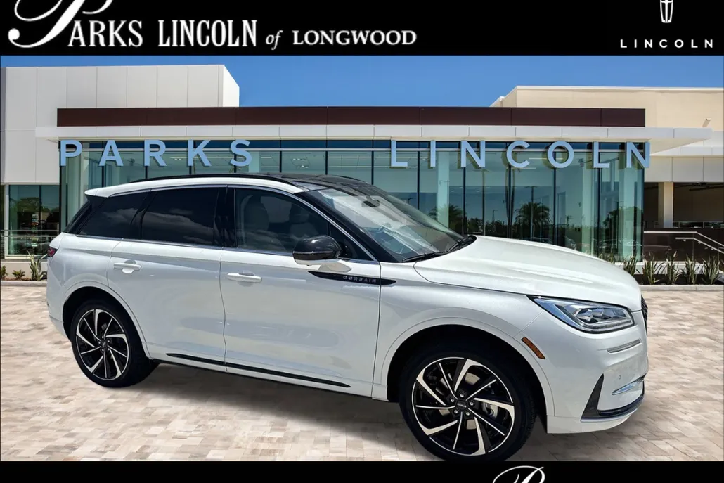 2025 Lincoln Corsair Grand Touring photo 1