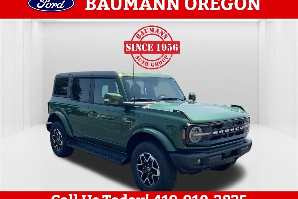 2025 Ford Bronco Outer Banks photo 1
