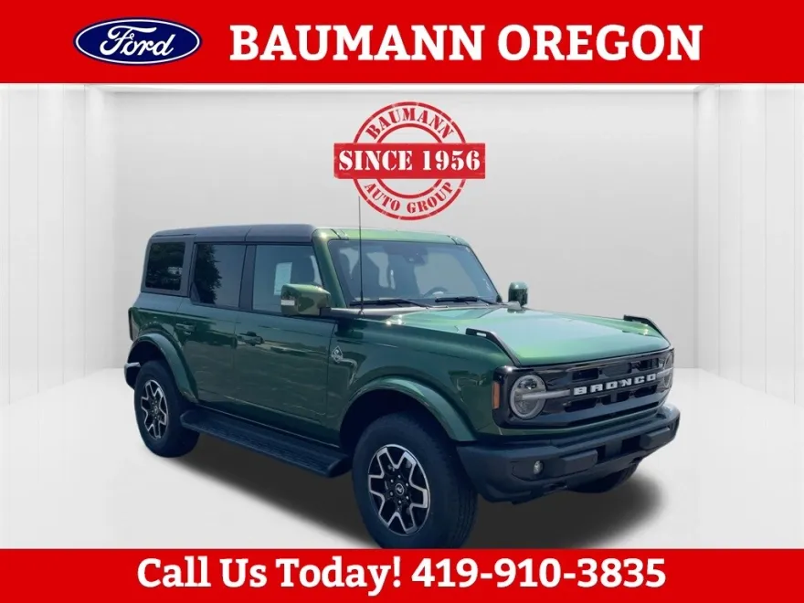 2025 Ford Bronco Outer Banks photo 1
