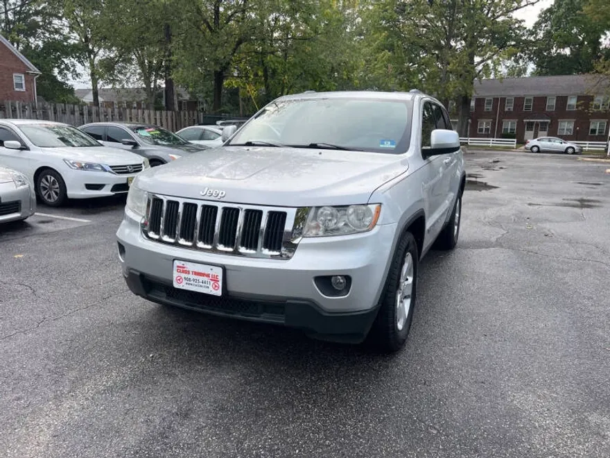 2012 Jeep Grand Cherokee Altitude photo 1