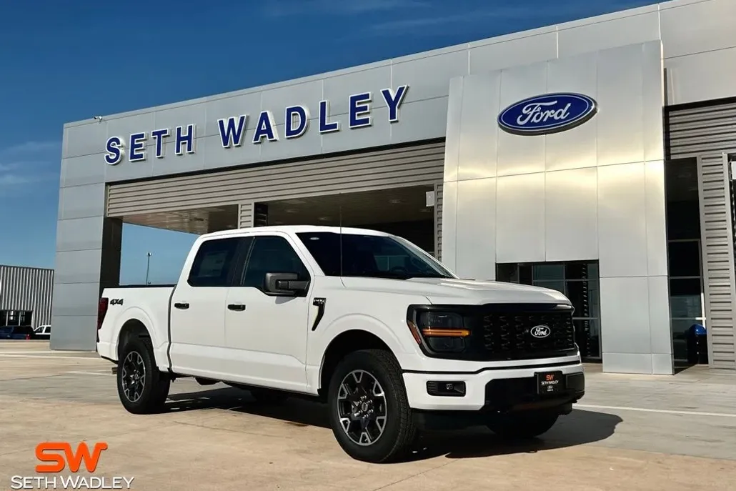 2025 Ford F-150 STX photo 1