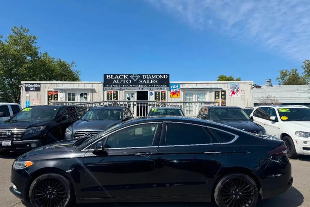 2017 Ford Fusion SE photo 1