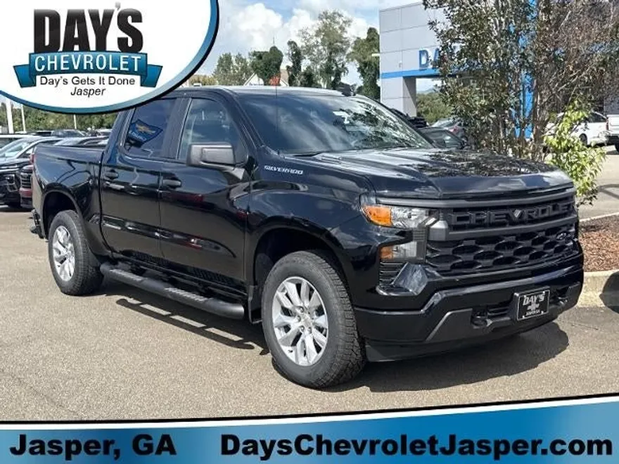 2026 Chevrolet Silverado 1500 Custom photo 1