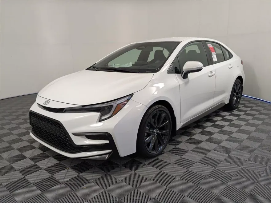 2026 Toyota Corolla SE photo 1