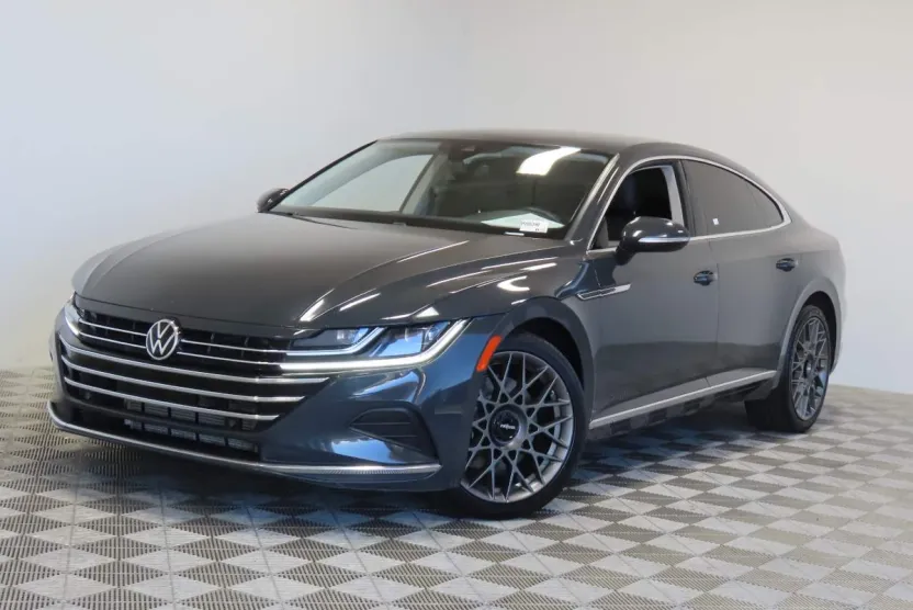 2021 Volkswagen Arteon SE photo 1
