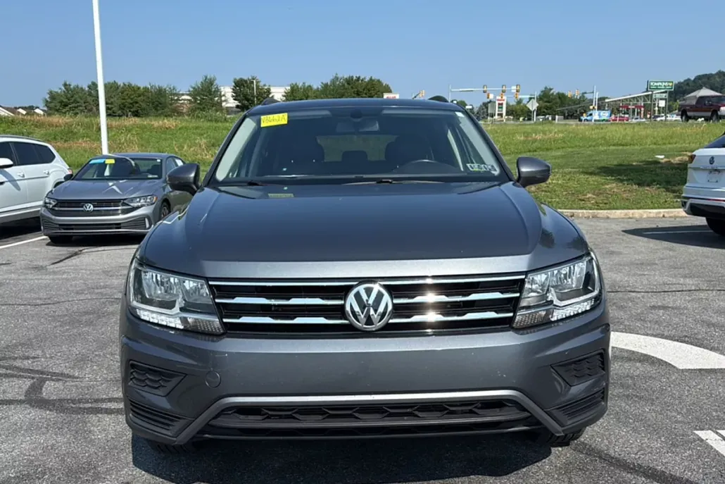2019 Volkswagen Tiguan SE photo 1