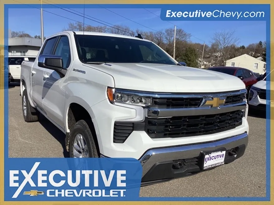 2025 Chevrolet Silverado 1500 LT photo 1