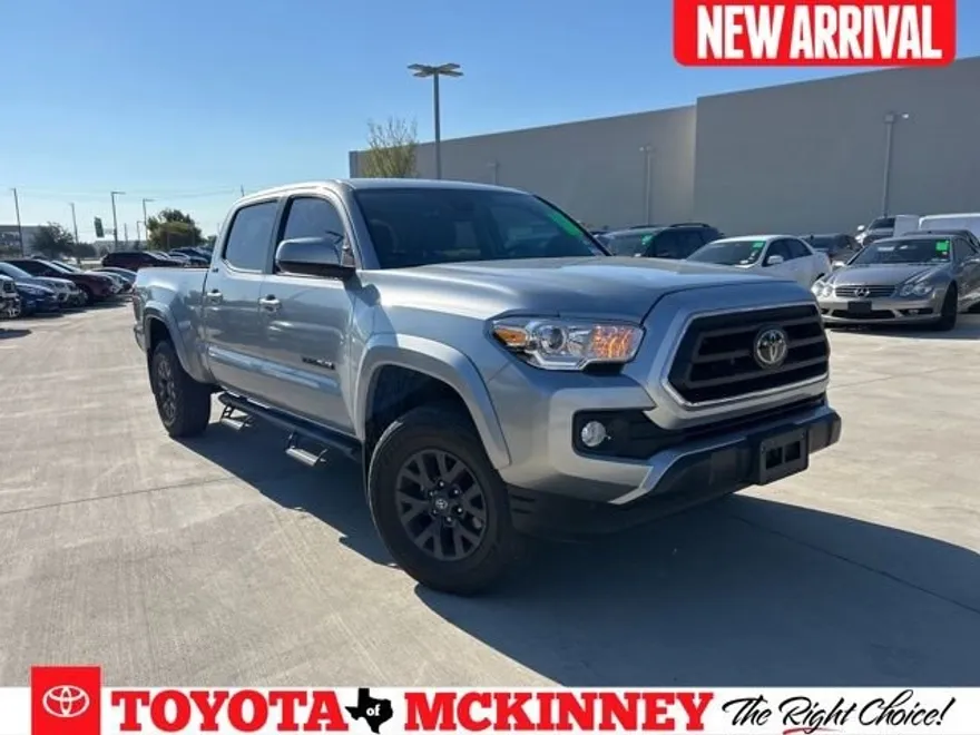 2023 Toyota Tacoma SR5 photo 1