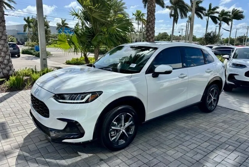 2025 Honda HR-V EX-L photo 1