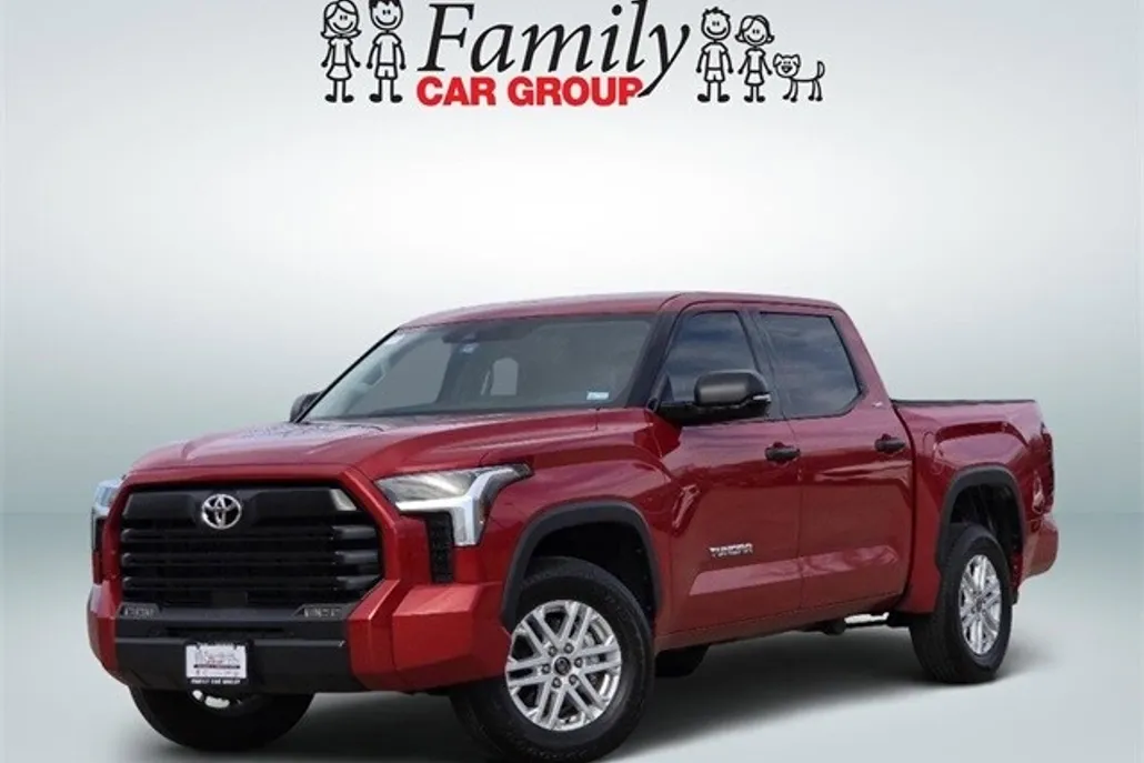 2022 Toyota Tundra SR5 photo 1