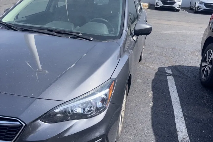 2018 Subaru Impreza 2.0i Premium photo 1