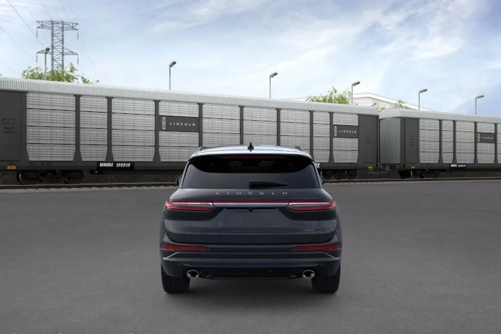 2025 Lincoln Corsair Premiere photo 1
