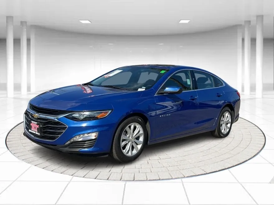 2023 Chevrolet Malibu 1LT photo 1
