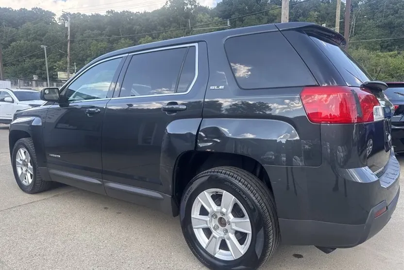 2013 Gmc Terrain SLE photo 1