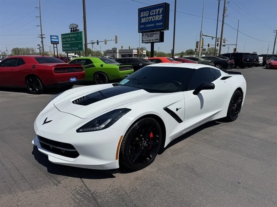 2015 Chevrolet Corvette Stingray 1LT Z51 photo 1