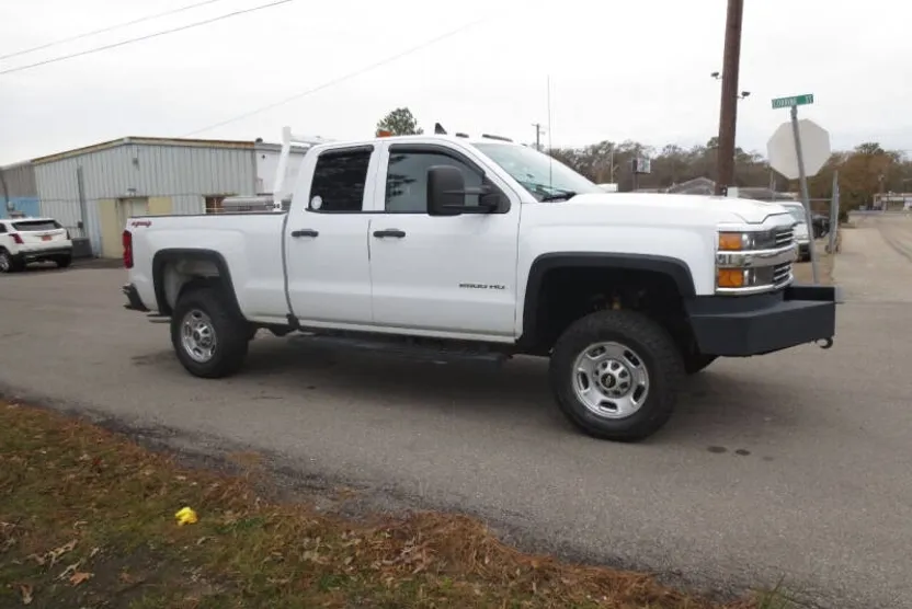 2017 Chevrolet Silverado 2500HD Work Truck photo 1