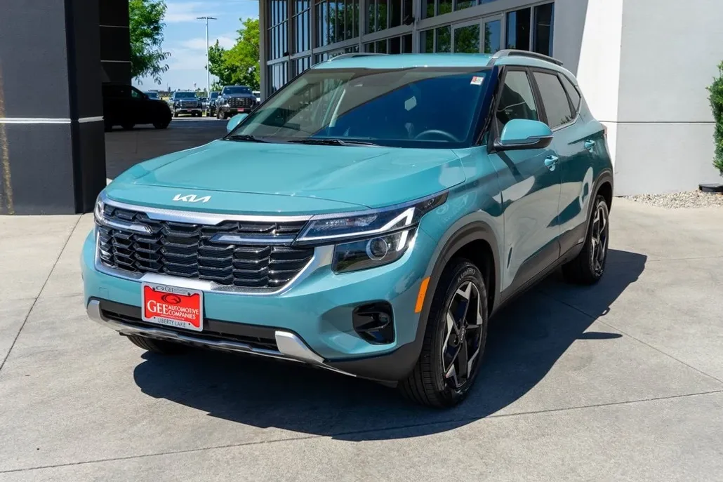 2026 Kia Seltos EX photo 1