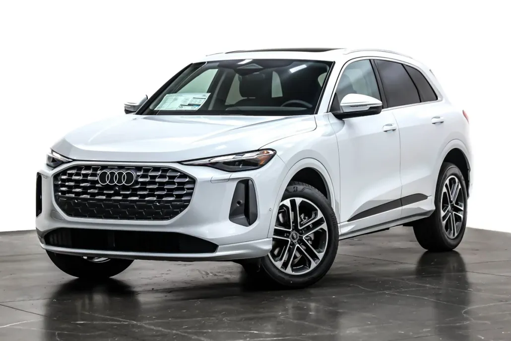 2025 Audi Q5 Premium photo 1