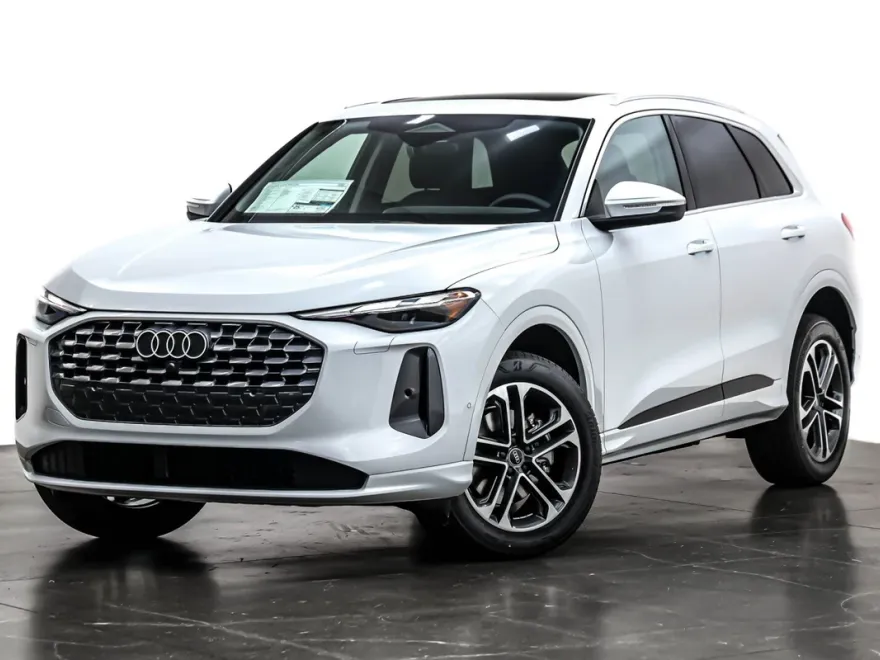2025 Audi Q5 Premium photo 1