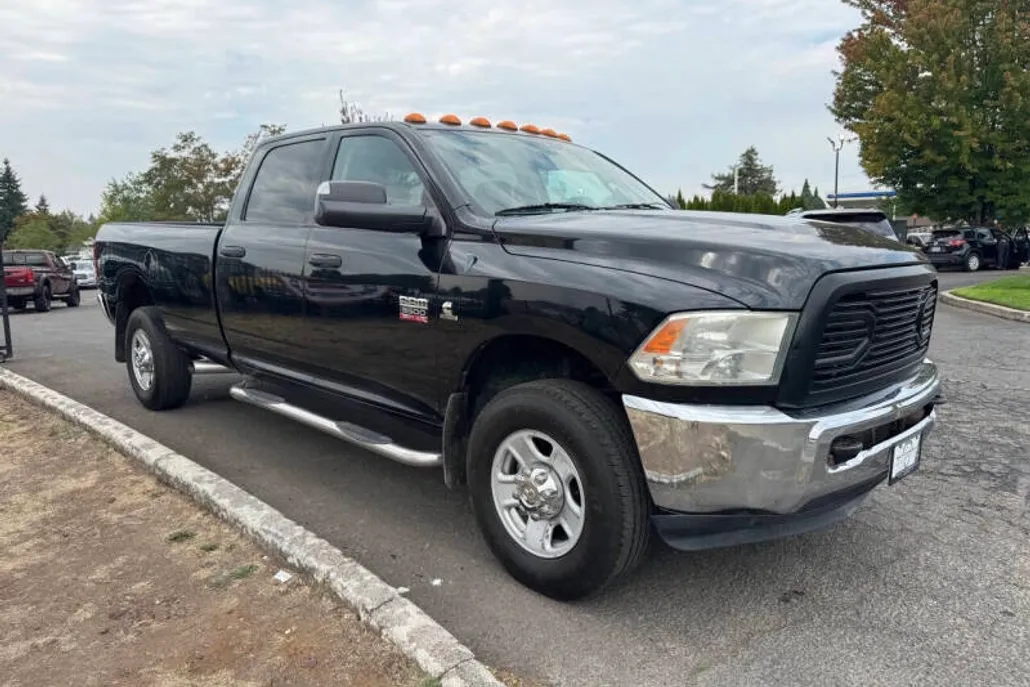 2011 Ram 3500 SLT photo 1