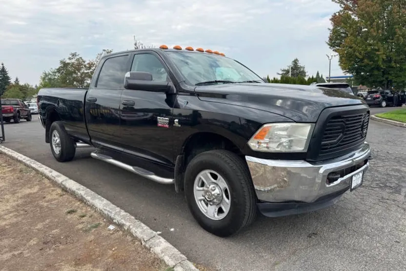 2011 Ram 3500 SLT photo 1