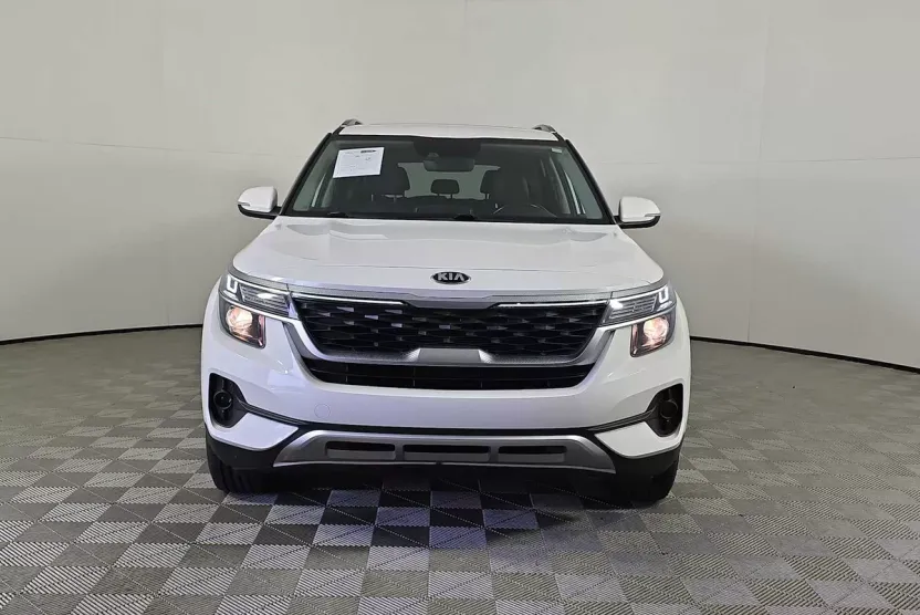 2021 Kia Seltos EX photo 1
