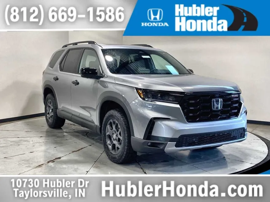 2025 Honda Pilot TrailSport photo 1