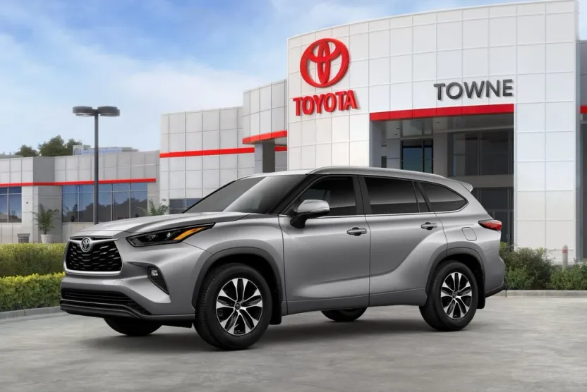 2025 Toyota Highlander XLE photo 1