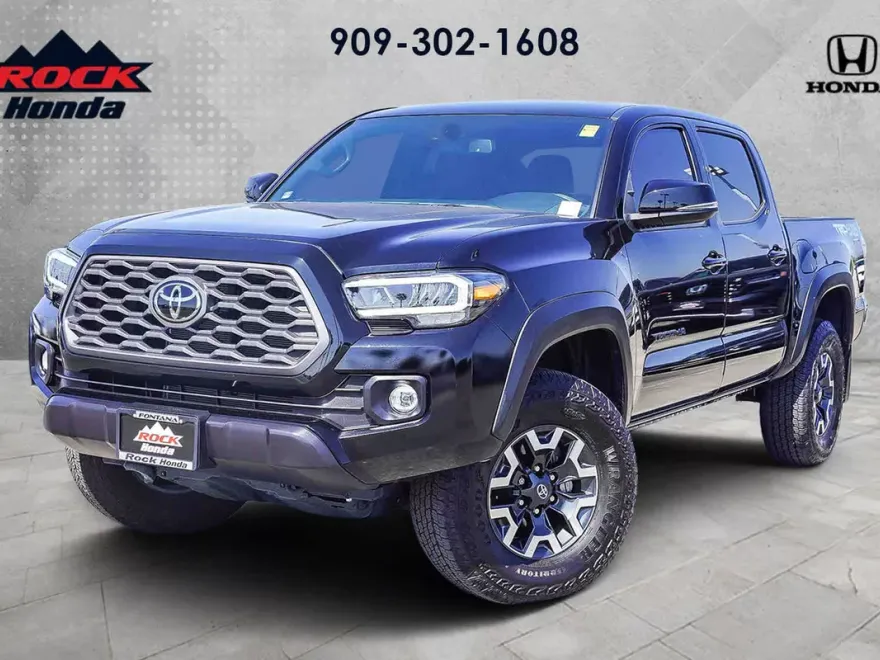2023 Toyota Tacoma TRD V6 photo 1