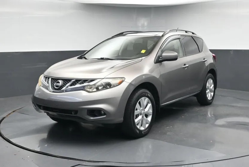 2012 Nissan Murano SV photo 1