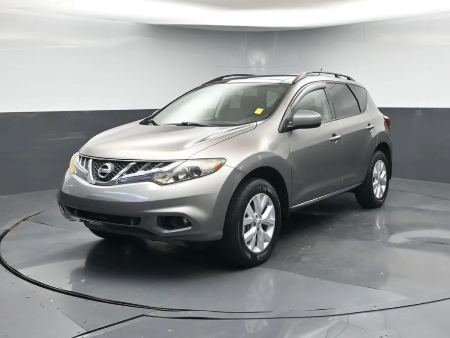 2012 Nissan Murano SV photo 1