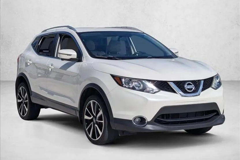2018 Nissan Rogue Sport SL photo 1