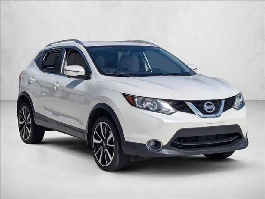 2018 Nissan Rogue Sport SL photo 1