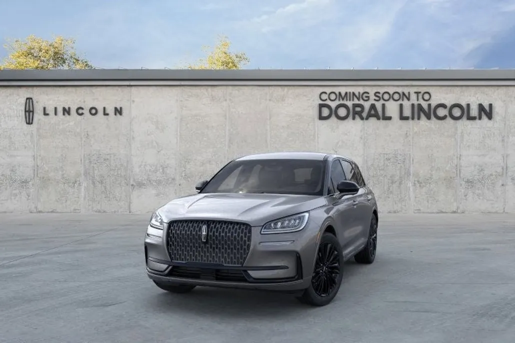 2025 Lincoln Corsair Premiere photo 1
