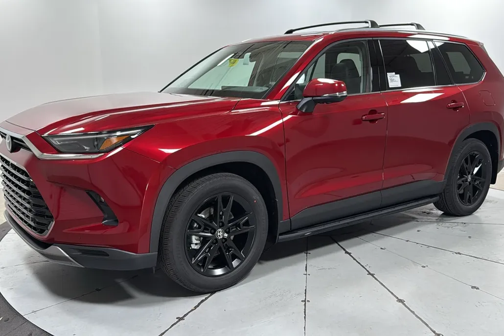 2026 Toyota Grand Highlander Hybrid Limited photo 1