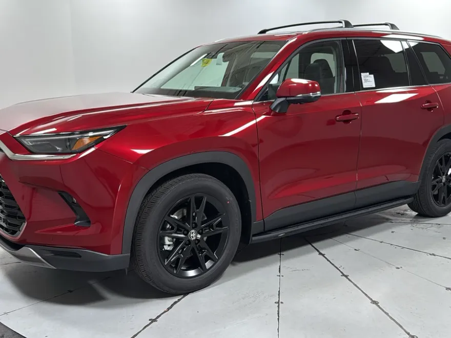 2026 Toyota Grand Highlander Hybrid Limited photo 1