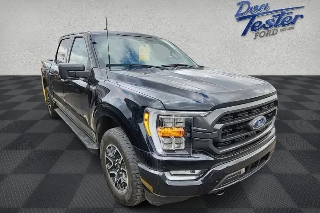 2022 Ford F-150 XLT photo 1