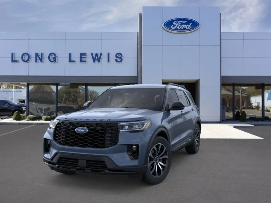 2025 Ford Explorer ST-Line photo 1