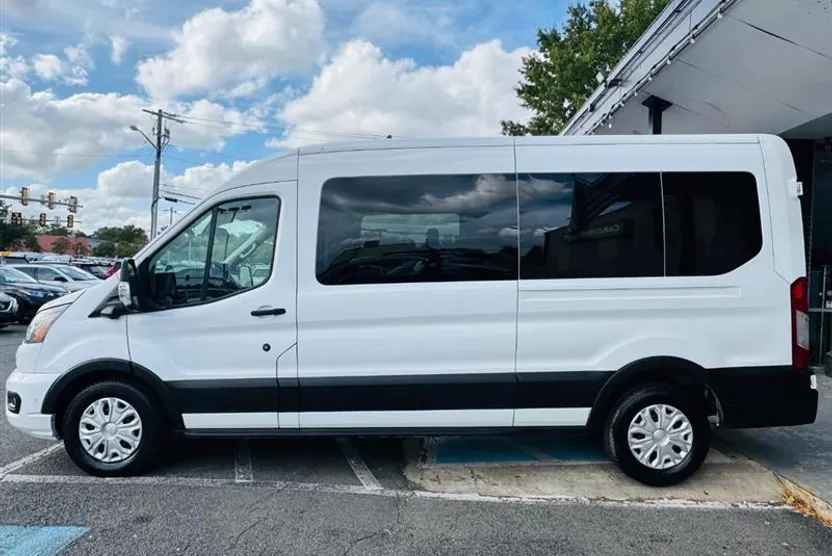 2023 Ford Transit Passenger XLT photo 1