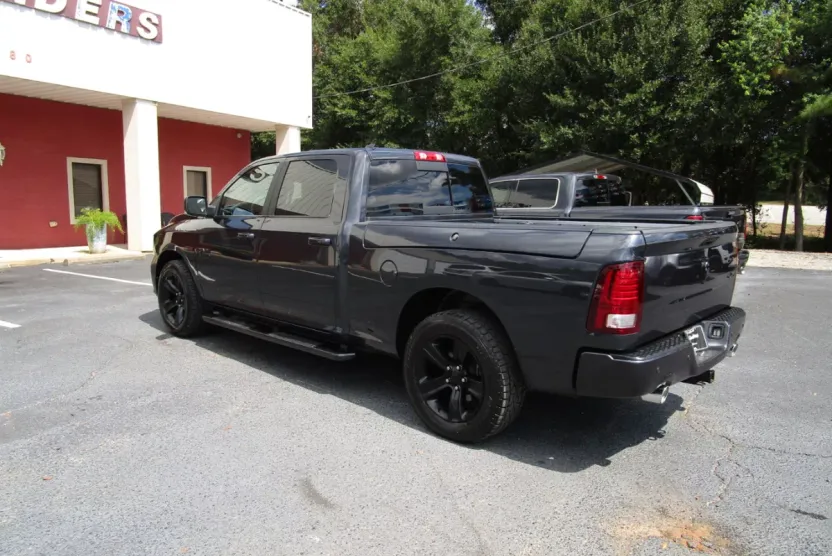 2018 Ram 1500 Sport photo 1