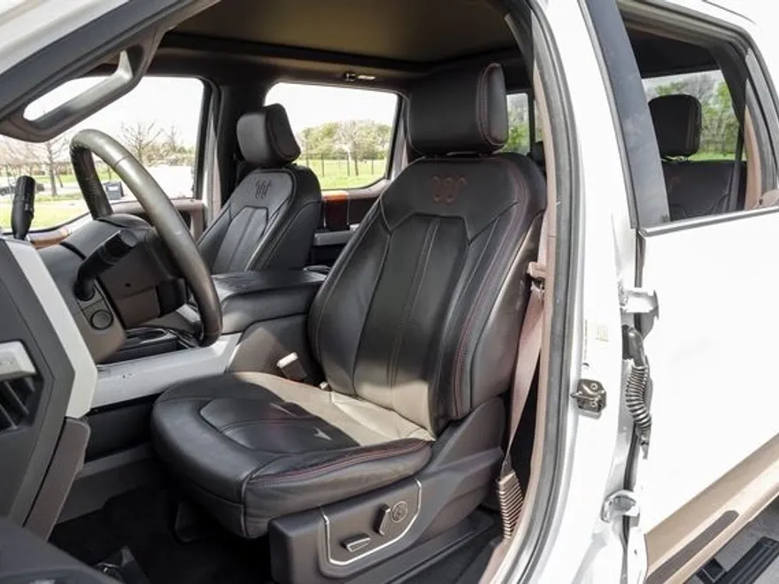 2017 Ford F-250 King Ranch photo 1