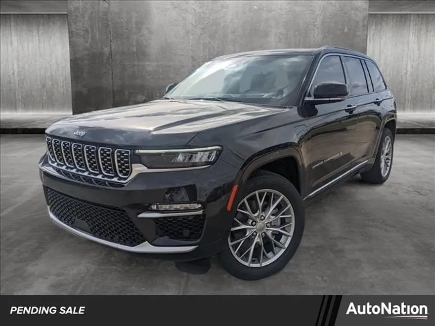 2024 Jeep Grand Cherokee 4xe Summit photo 1