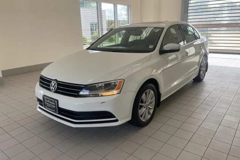 2015 Volkswagen Jetta 1.8T SE photo 1
