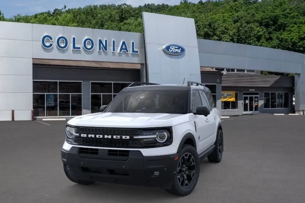 2025 Ford Bronco Sport Outer Banks photo 1