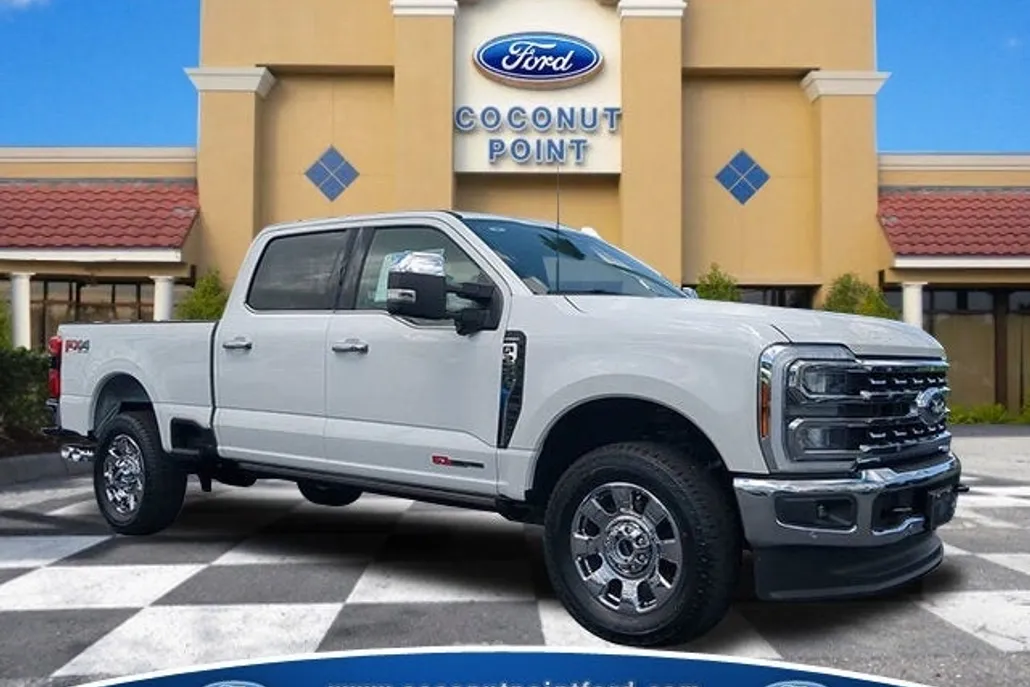 2025 Ford F-250 Lariat photo 1