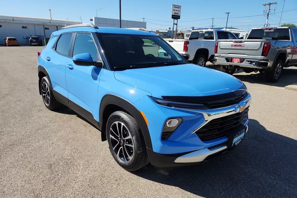 2024 Chevrolet Trailblazer LT photo 1