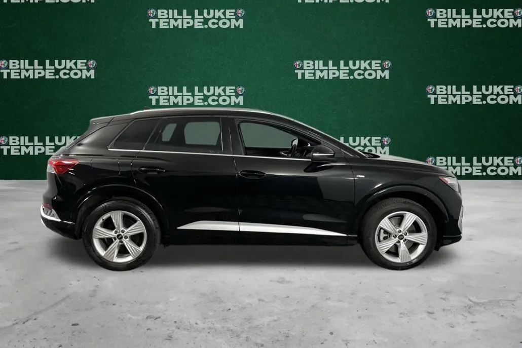 2024 Audi Q4 E-tron Premium Plus photo 1