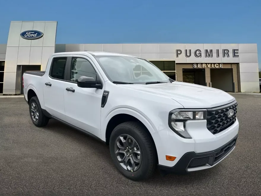 2025 Ford Maverick XLT photo 1