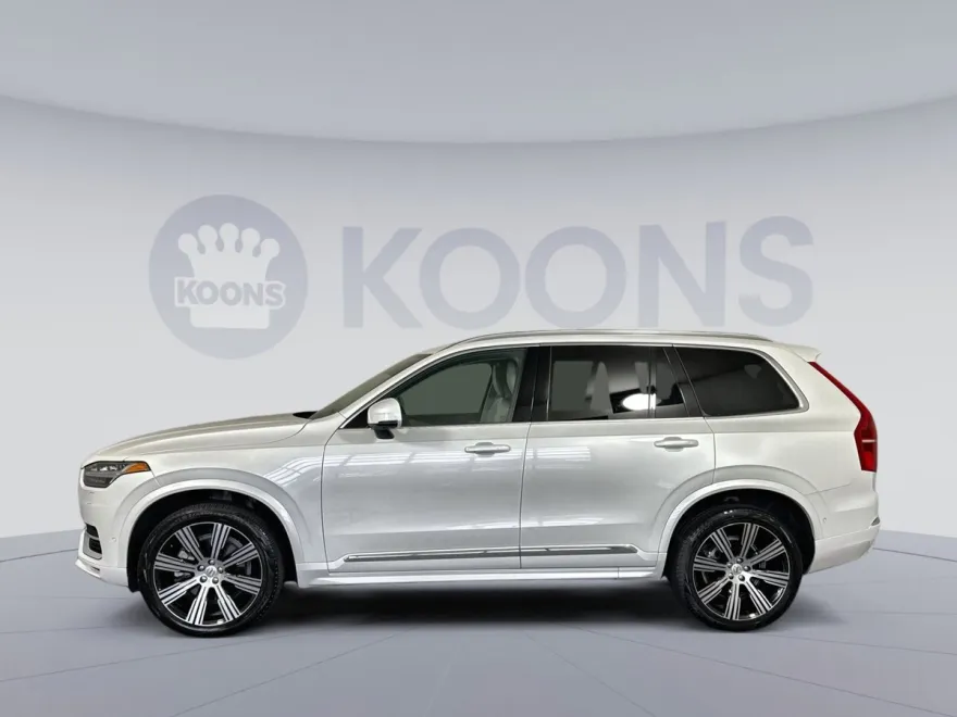 2023 Volvo XC90 Ultimate photo 1