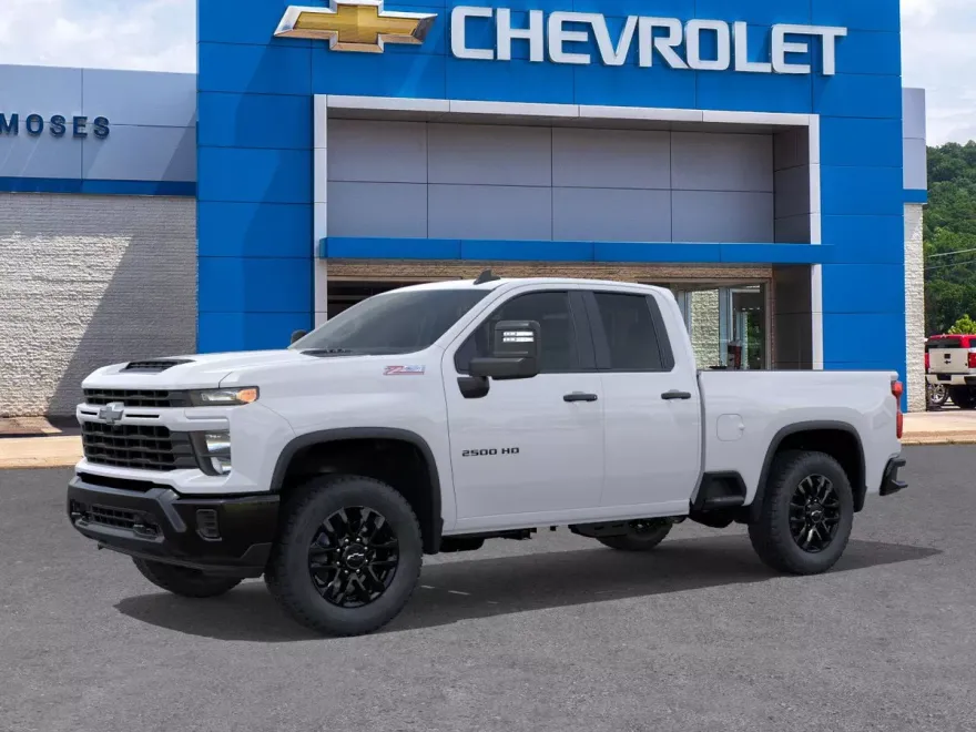 2026 Chevrolet Silverado 2500HD Custom photo 1